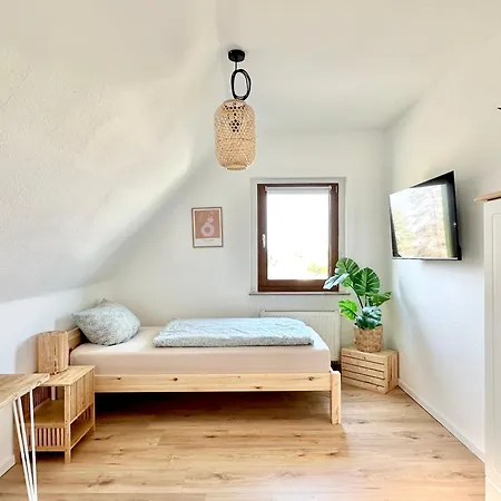 アパート Wohlfuehloase Mit Garten