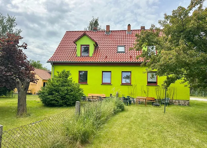 Wohlfuehloase Mit Garten